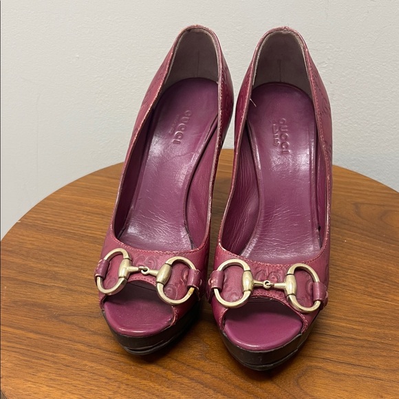 Gucci Purple Guccissima Peep Toe Pumps - Picture 1 of 9